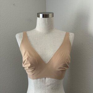 Skims Wireless Unlined Tee Shirt No Show Bra Beige Color Size M-DD